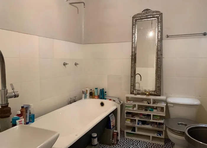 Spacious And Stylish Suite *