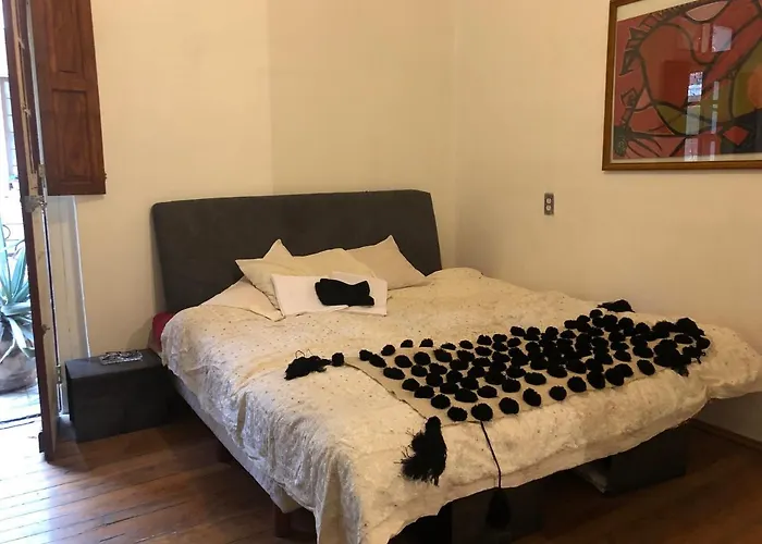Spacious And Stylish Suite Guest house